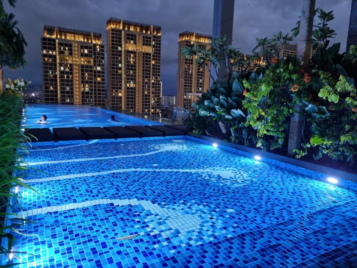 Pavilion 2 Revo L Rooftop Swimming Pool Ls15 Kuala Lumpur Bagian luar foto