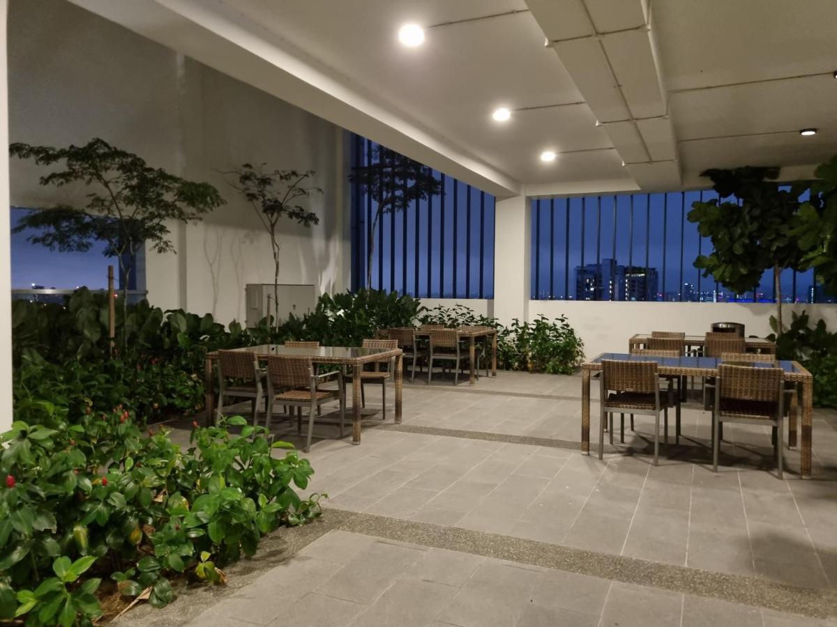 Pavilion 2 Revo L Rooftop Swimming Pool Ls15 Kuala Lumpur Bagian luar foto
